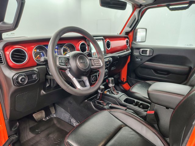 Used 2023 Jeep Wrangler Unlimited Rubicon w/ Dual Top Group AWD/4WD image 40