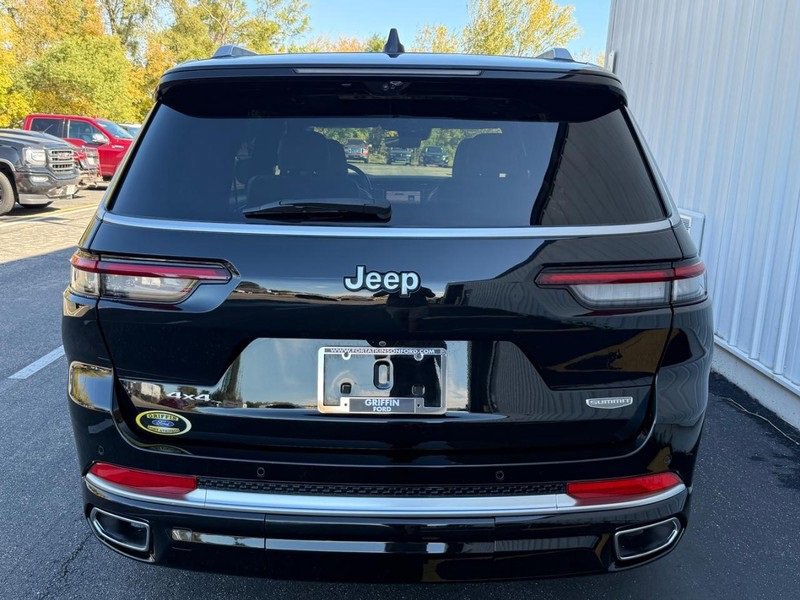 Used 2023 Jeep Grand Cherokee L Summit image 4
