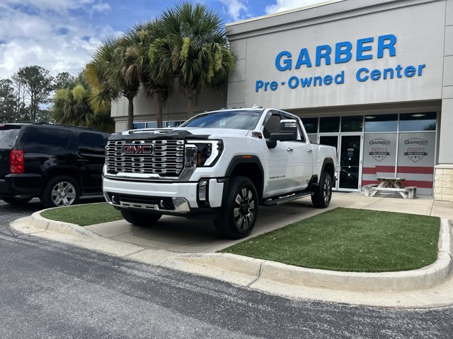 Used 2025 GMC Sierra 2500 Denali w/ Technology Package AWD/4WD image 11