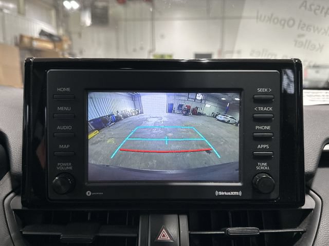 Used 2022 Toyota RAV4 XLE AWD/4WD image 26