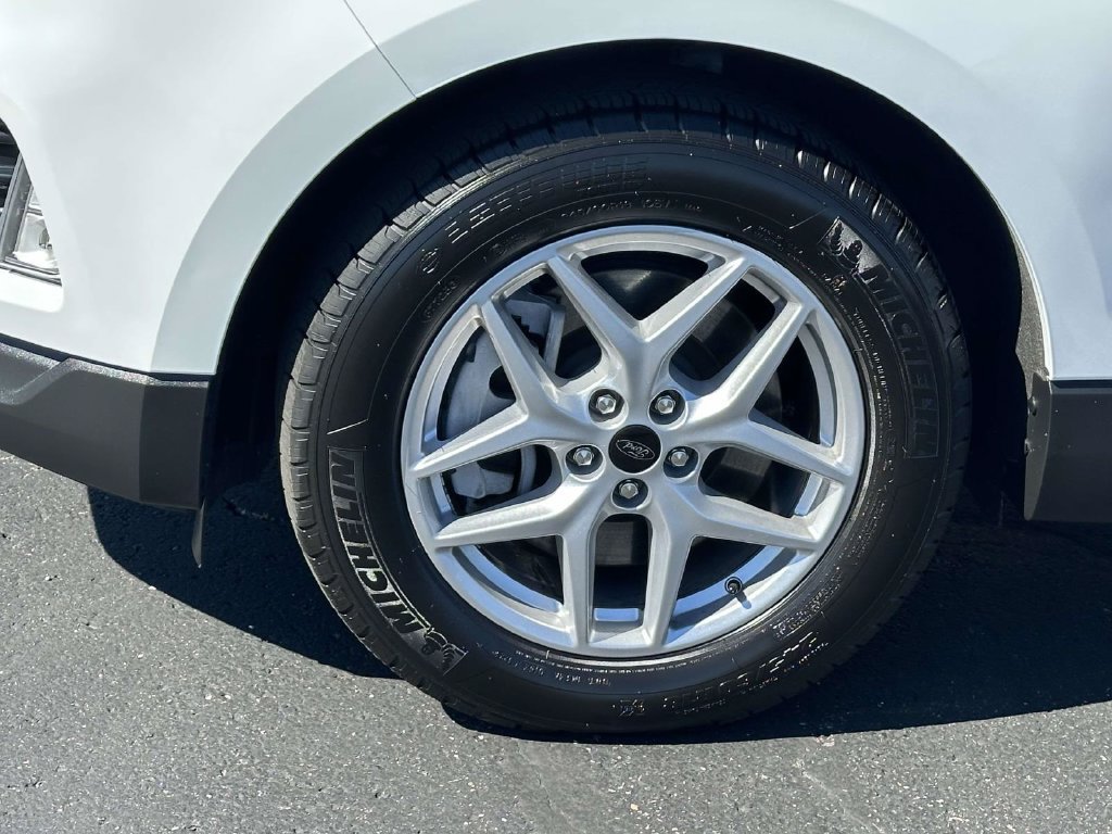 Certified 2024 Ford Edge SEL w/ Convenience Package AWD/4WD image 8