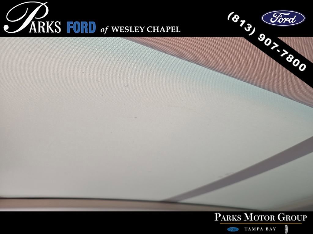 Used 2023 Volkswagen Tiguan SE w/ Panoramic Sunroof Package FWD image 20