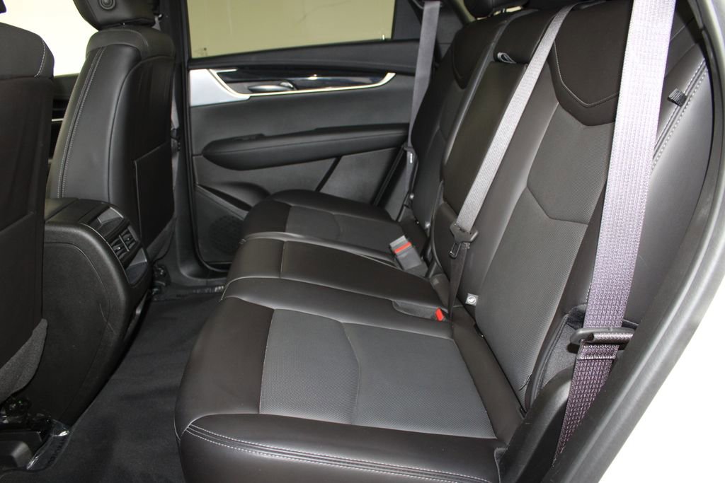 Used 2024 Cadillac XT5 Premium Luxury AWD/4WD image 23