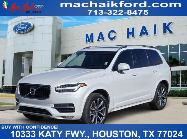 Used 2017 Volvo XC90 T6 Momentum w/ Vision Package image 6