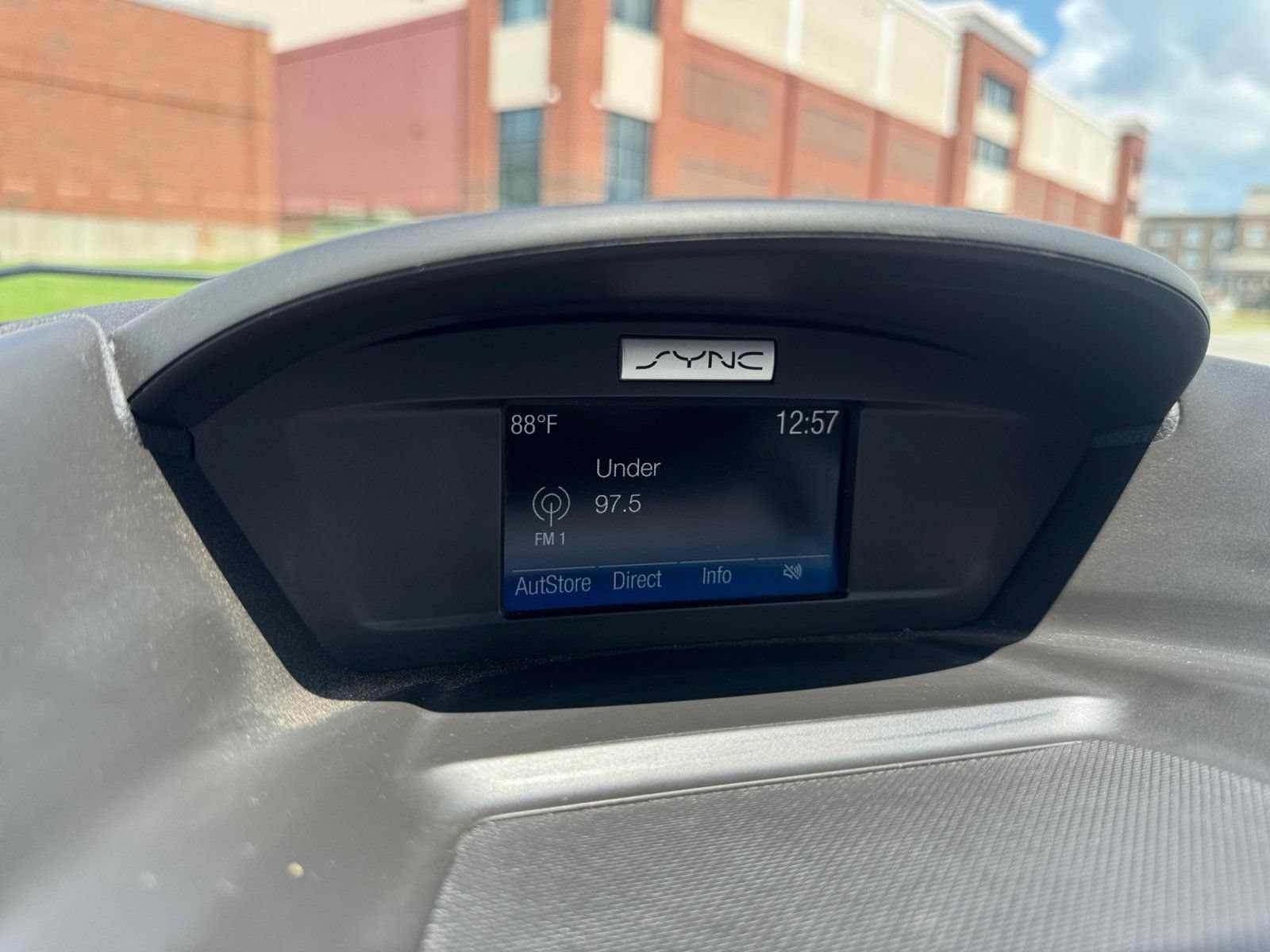 Certified 2018 Ford Escape SE FWD image 23