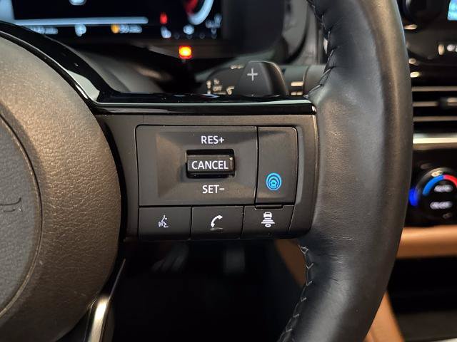 Used 2023 Nissan Pathfinder Platinum AWD/4WD image 21