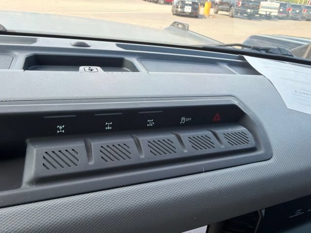 Certified 2022 Ford Bronco Everglades AWD/4WD image 14