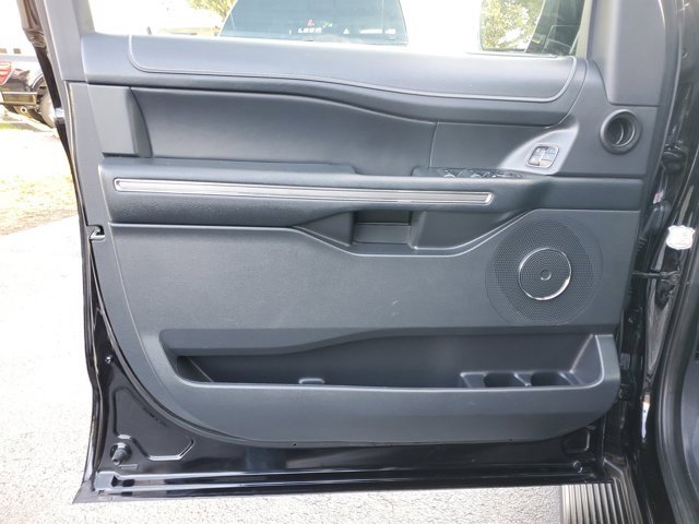 Certified 2024 Ford Expedition Max XLT image 15