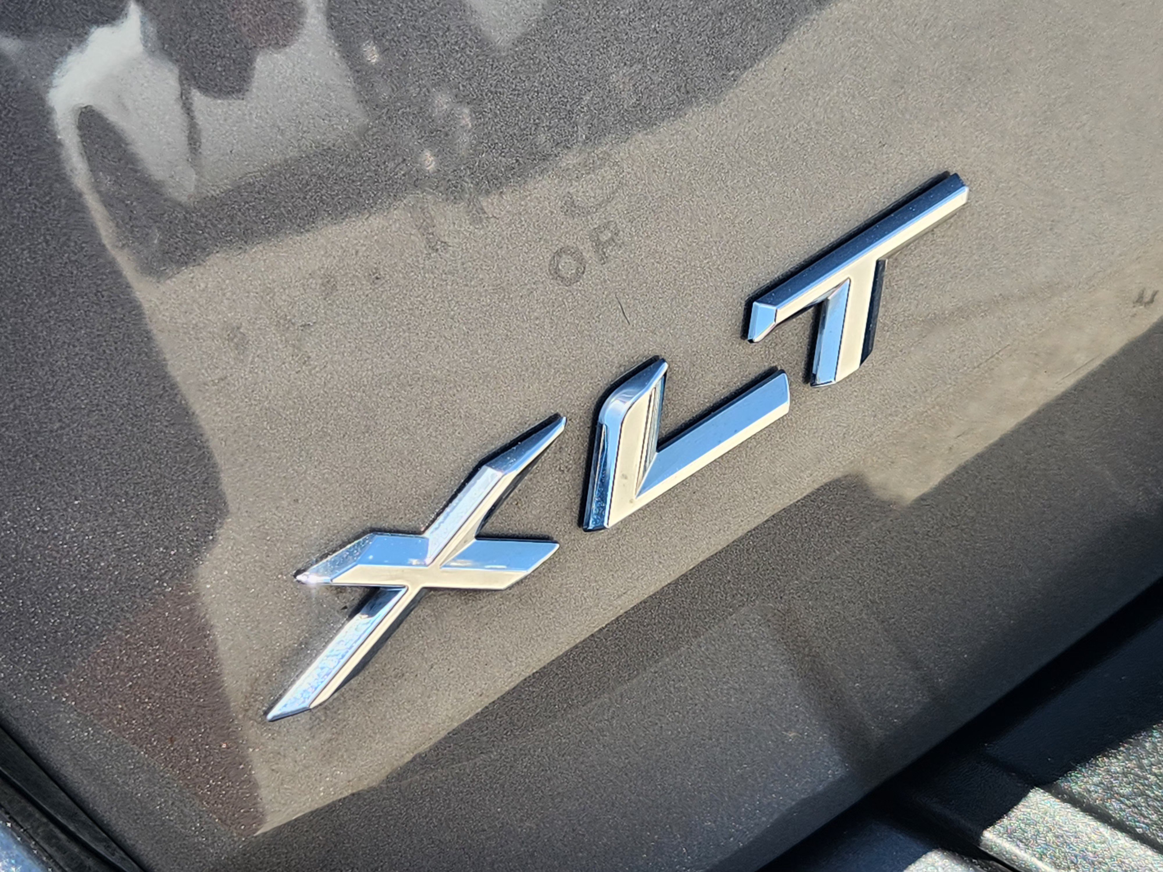 Certified 2023 Ford Explorer XLT w/ Equipment Group 202A AWD/4WD image 12