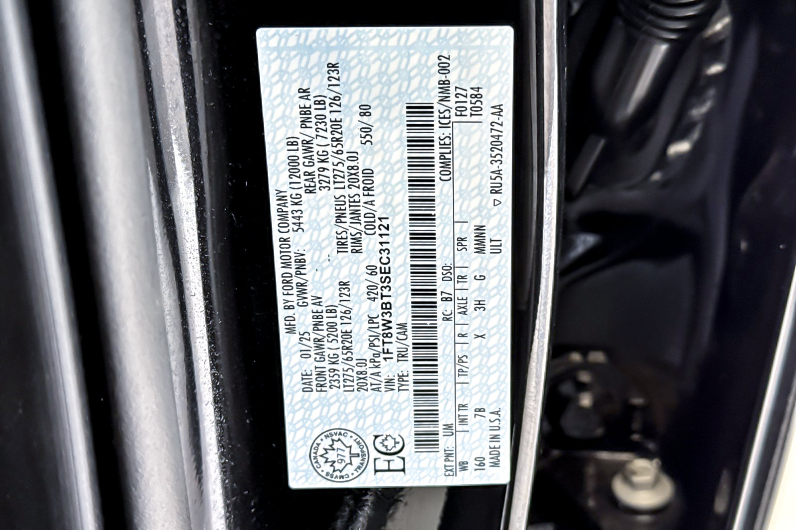 Certified 2025 Ford F350 Platinum AWD/4WD image 28