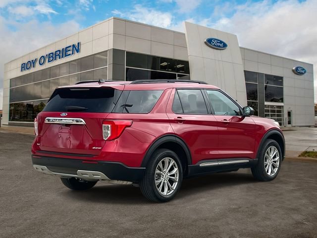 Certified 2023 Ford Explorer XLT w/ Equipment Group 202A image 5