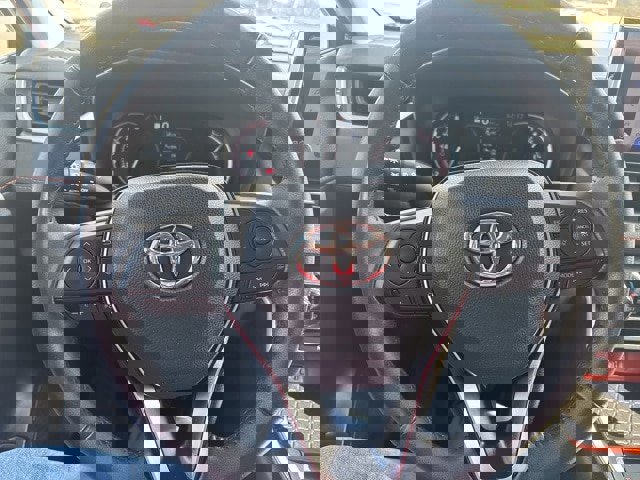 Used 2024 Toyota RAV4 Adventure image 16