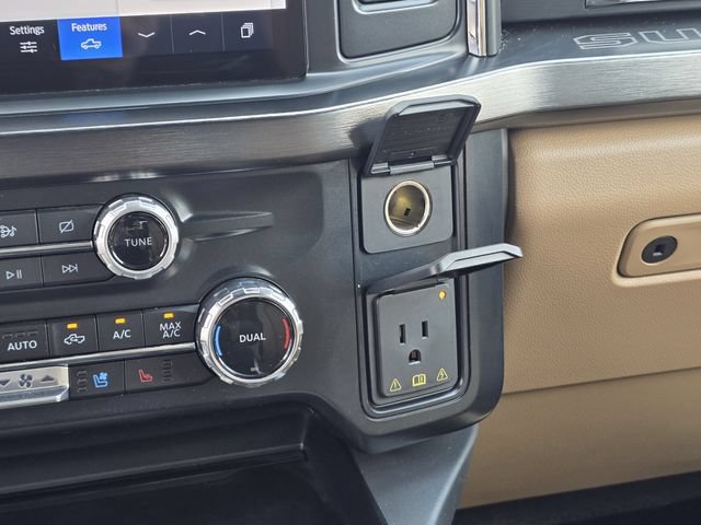 Certified 2023 Ford F250 Lariat w/ Chrome Package AWD/4WD image 24