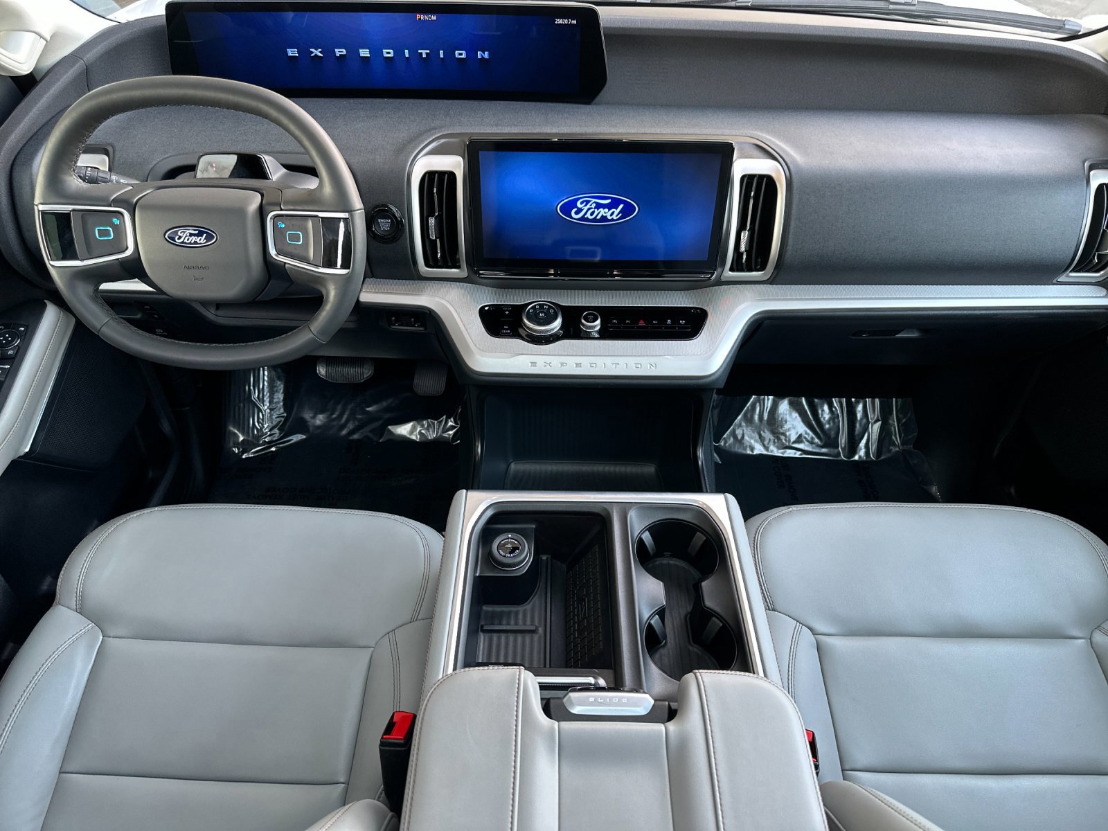 Certified 2025 Ford Expedition Active image 13