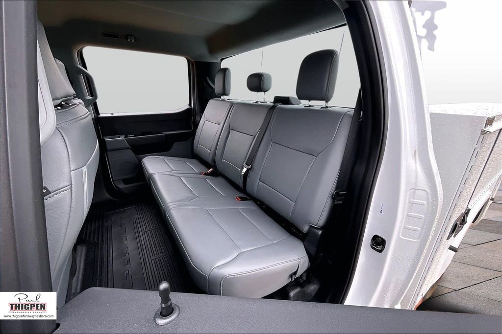 Certified 2025 Ford F250 XL w/ XL Chrome Package image 26