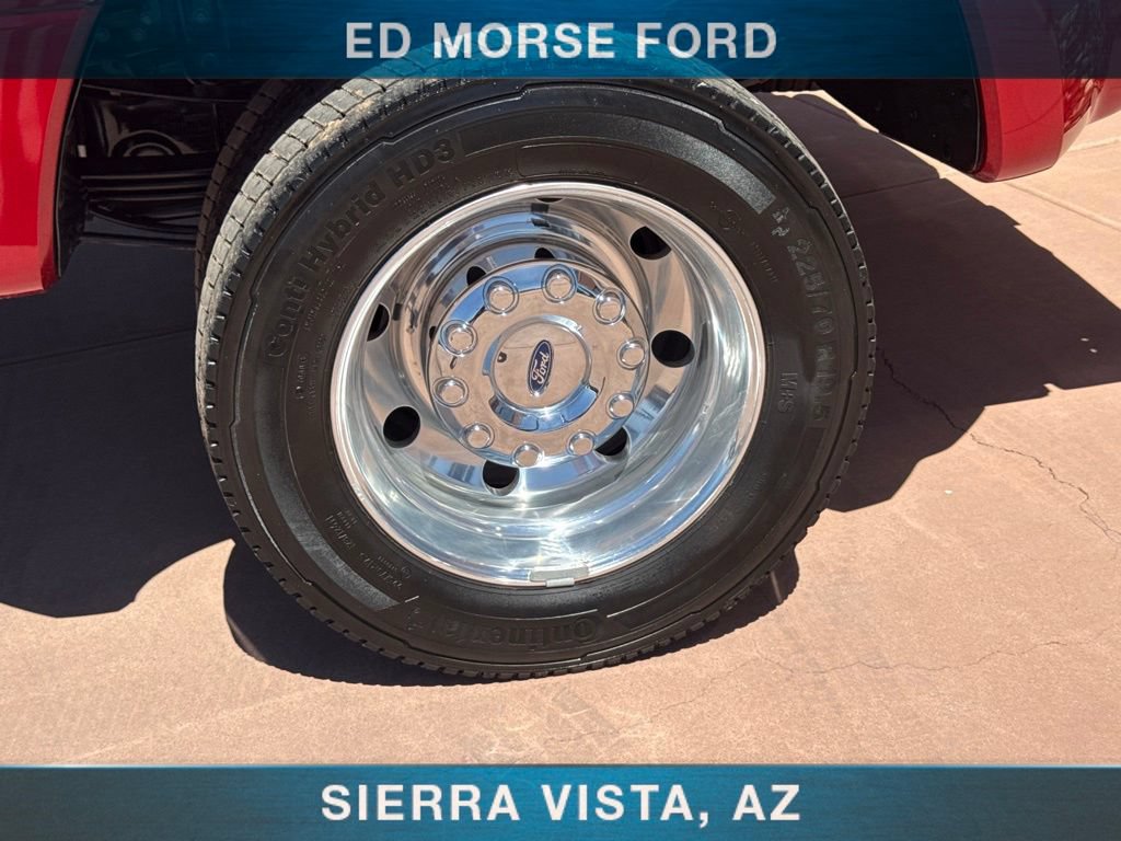 Certified 2021 Ford F450 Platinum w/ FX4 Off-Road Package AWD/4WD image 56