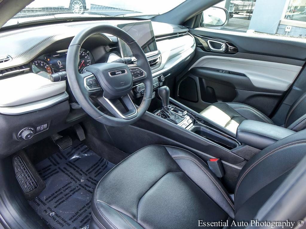 Used 2024 Jeep Compass Limited AWD/4WD image 10