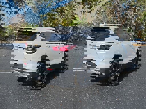 Used 2022 Chevrolet Blazer LT image 5