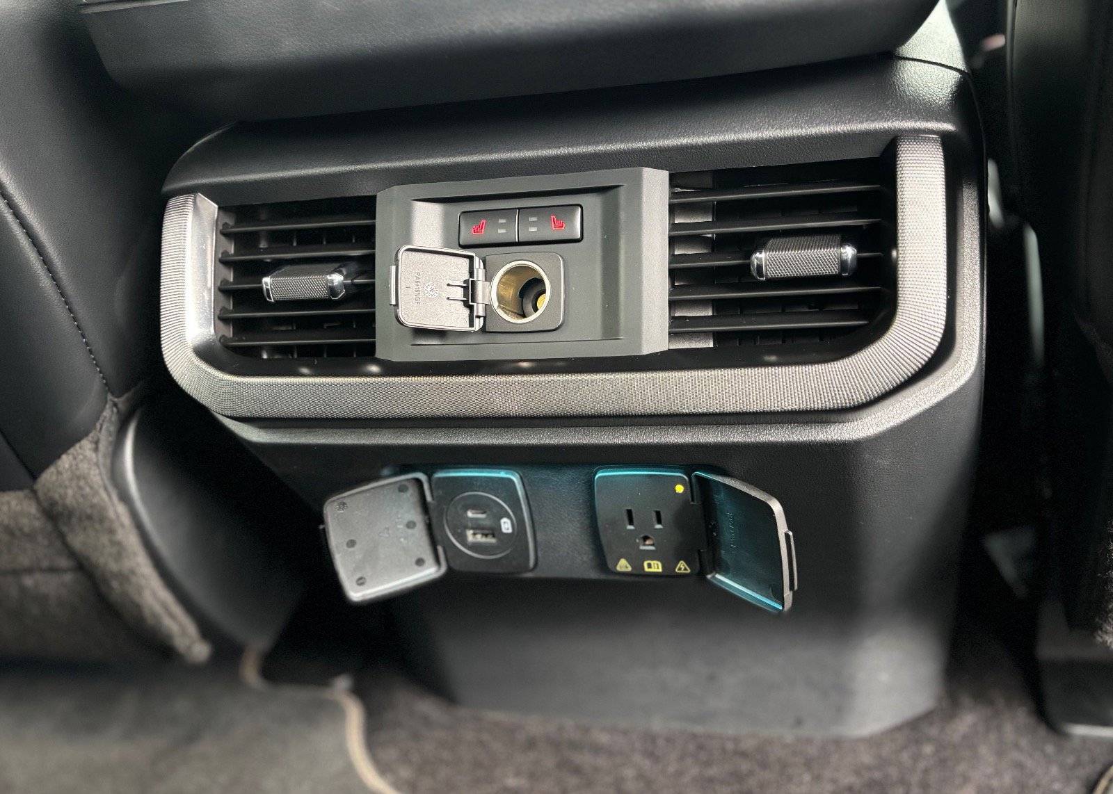 Certified 2022 Ford F150 Platinum w/ Equipment Group 701A High image 31