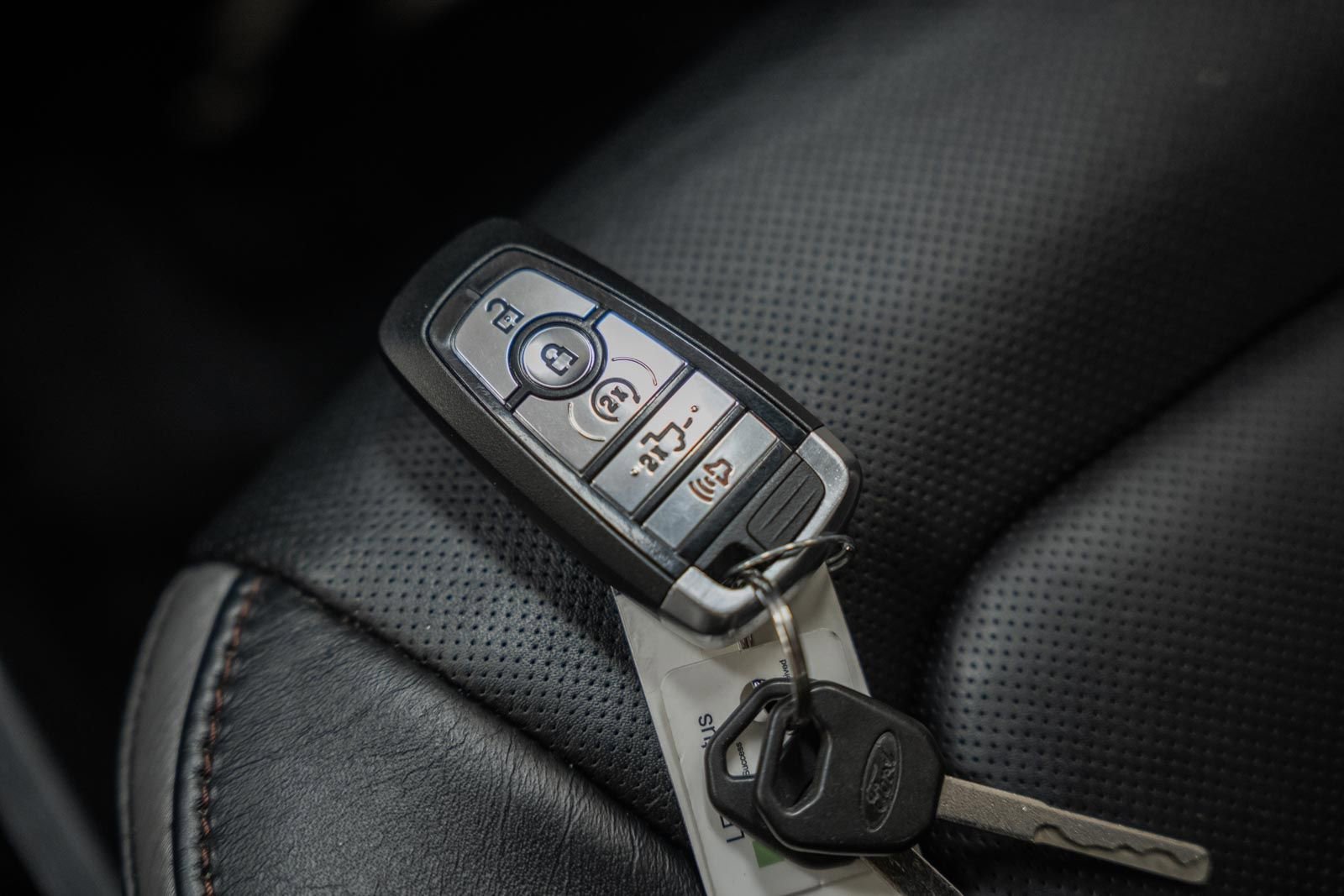 Certified 2018 Ford F150 Platinum w/ Equipment Group 701A Luxury image 54