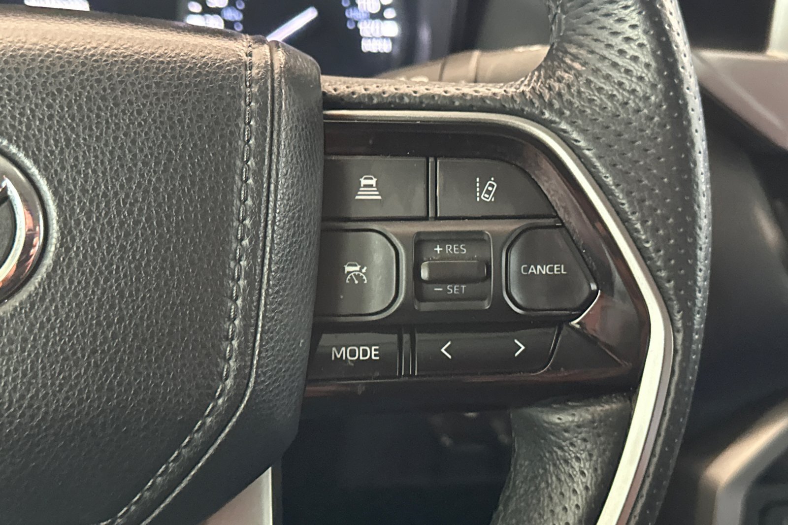 Used 2022 Toyota Tundra Limited w/ TRD Off-Road Package RWD image 25