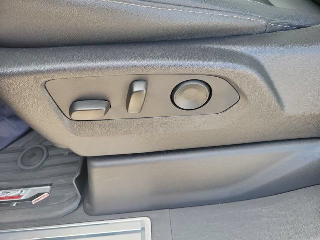 Used 2024 Chevrolet Silverado 1500 RST AWD/4WD image 27
