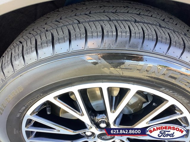 Certified 2023 Ford Escape SE w/ PHEV Premium Package FWD image 21