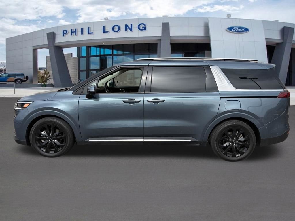 Used 2023 Kia Carnival SX Prestige image 4