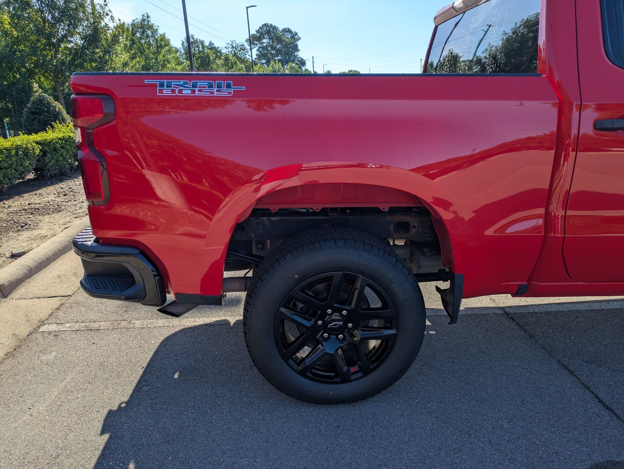 Used 2022 Chevrolet Silverado 1500 Custom Trail Boss w/ Safety Confidence Package AWD/4WD image 33