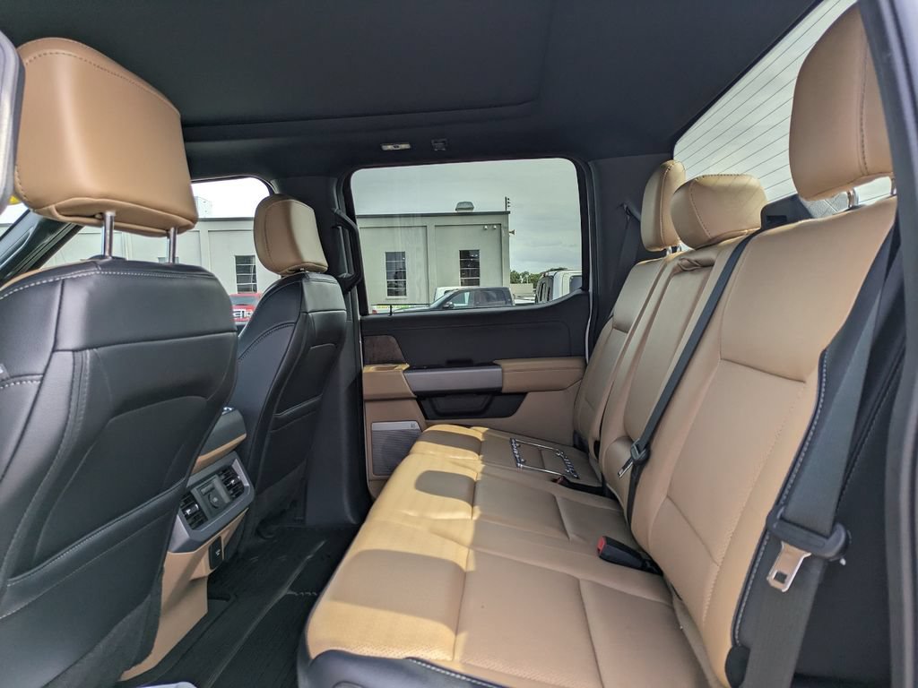 Certified 2025 Ford F350 Lariat w/ Chrome Package AWD/4WD image 14
