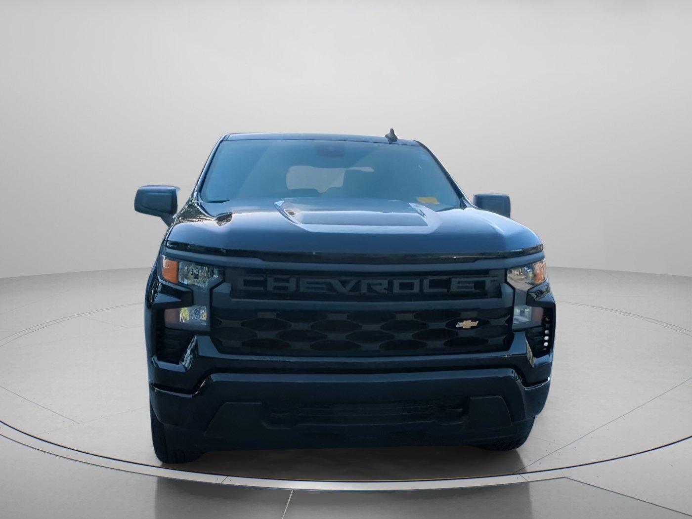 Used 2024 Chevrolet Silverado 1500 Custom RWD image 4