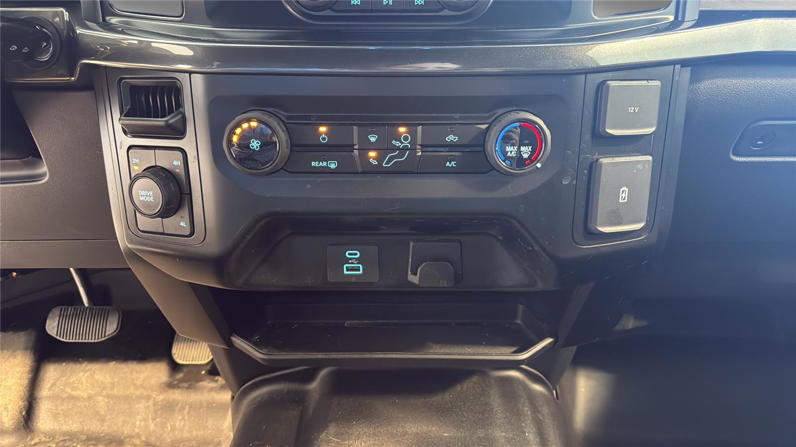 Certified 2023 Ford F150 XL w/ STX Appearance Package image 21