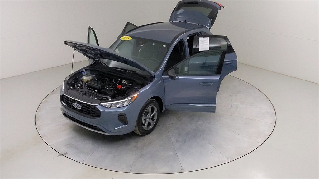 Certified 2023 Ford Escape ST-Line w/ Tech Pack #1 image 42
