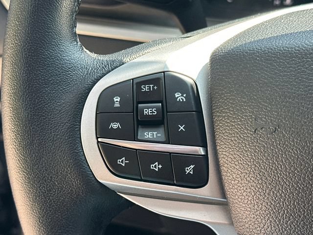 Certified 2022 Ford Explorer XLT w/ Equipment Group 202A AWD/4WD image 35