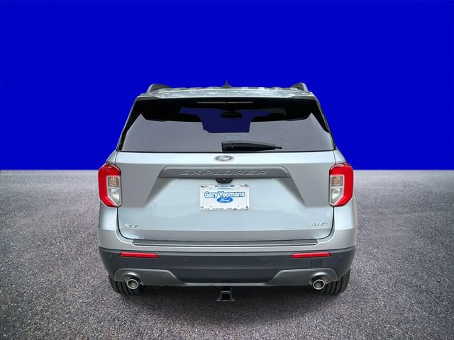 Certified 2024 Ford Explorer XLT w/ Equipment Group 202A AWD/4WD image 4