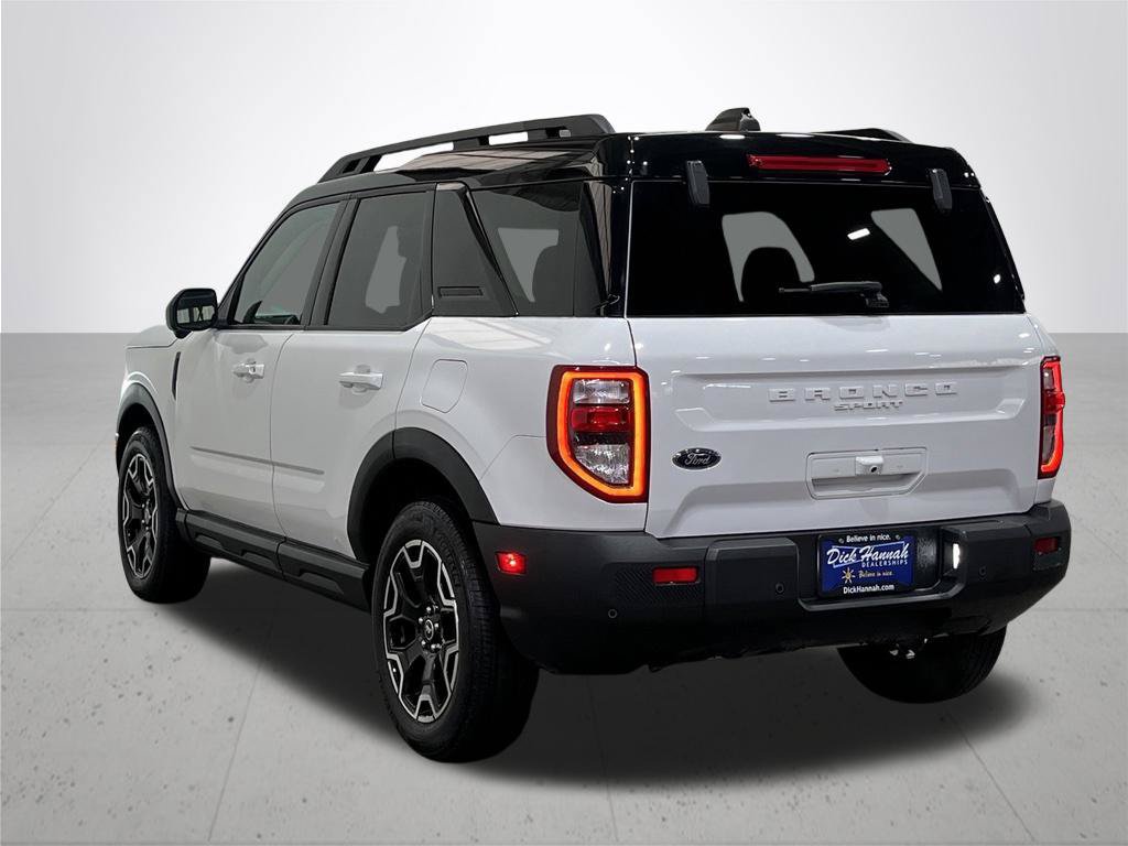 Certified 2025 Ford Bronco Sport Outer Banks w/ Outer Banks Tech Package+ AWD/4WD image 15