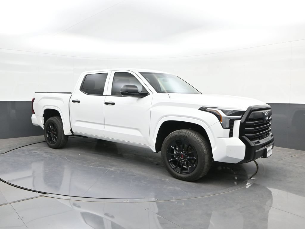 Used 2024 Toyota Tundra SR w/ SR Tow Package AWD/4WD image 15
