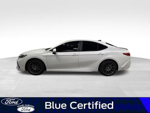 Used 2025 Toyota Camry XSE FWD image 3