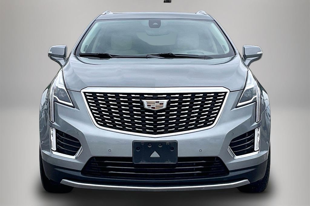 Used 2023 Cadillac XT5 Premium Luxury w/ Technology Package FWD image 3