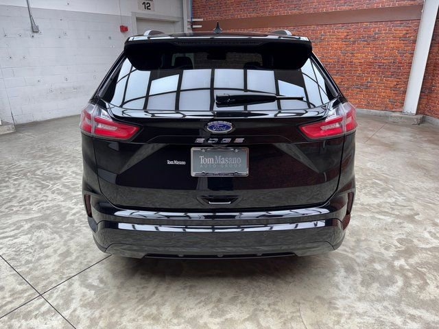 Certified 2024 Ford Edge ST-Line image 4
