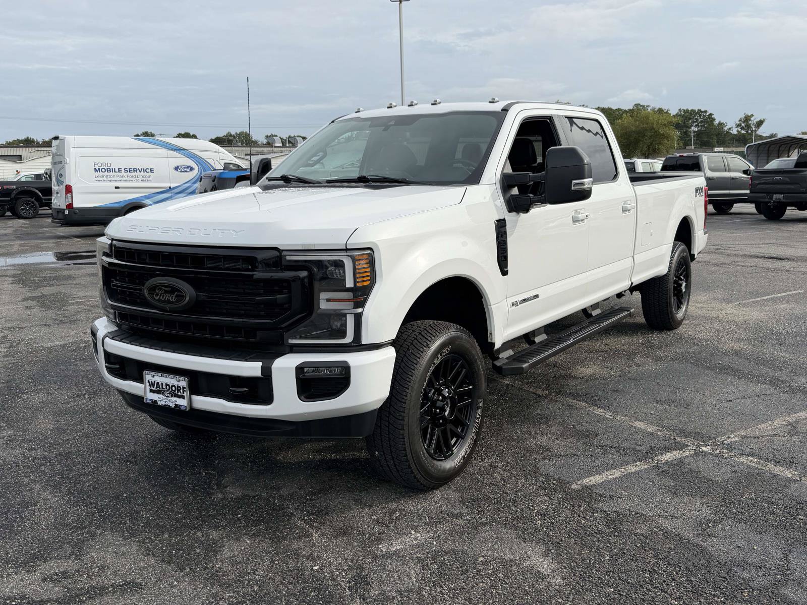 Certified 2022 Ford F350 Lariat w/ Black Appearance Package AWD/4WD image 5