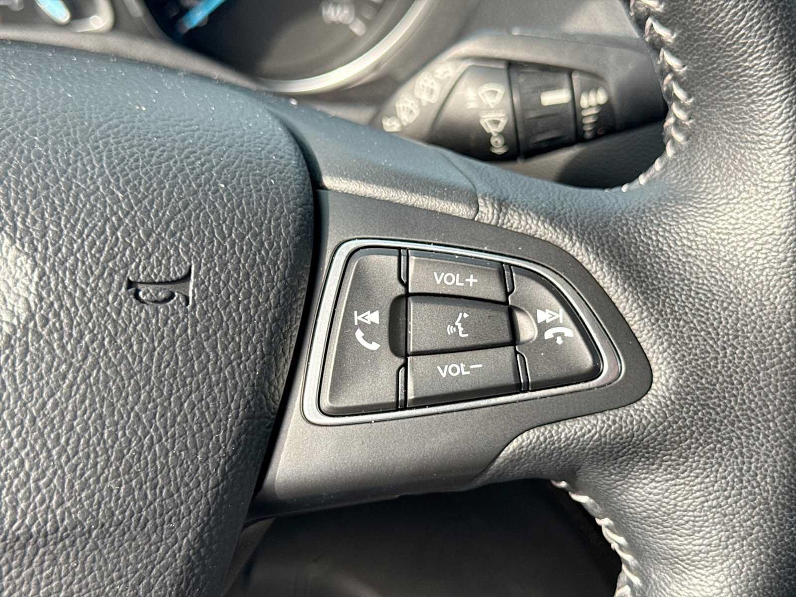 Certified 2019 Ford Escape SEL AWD/4WD image 23