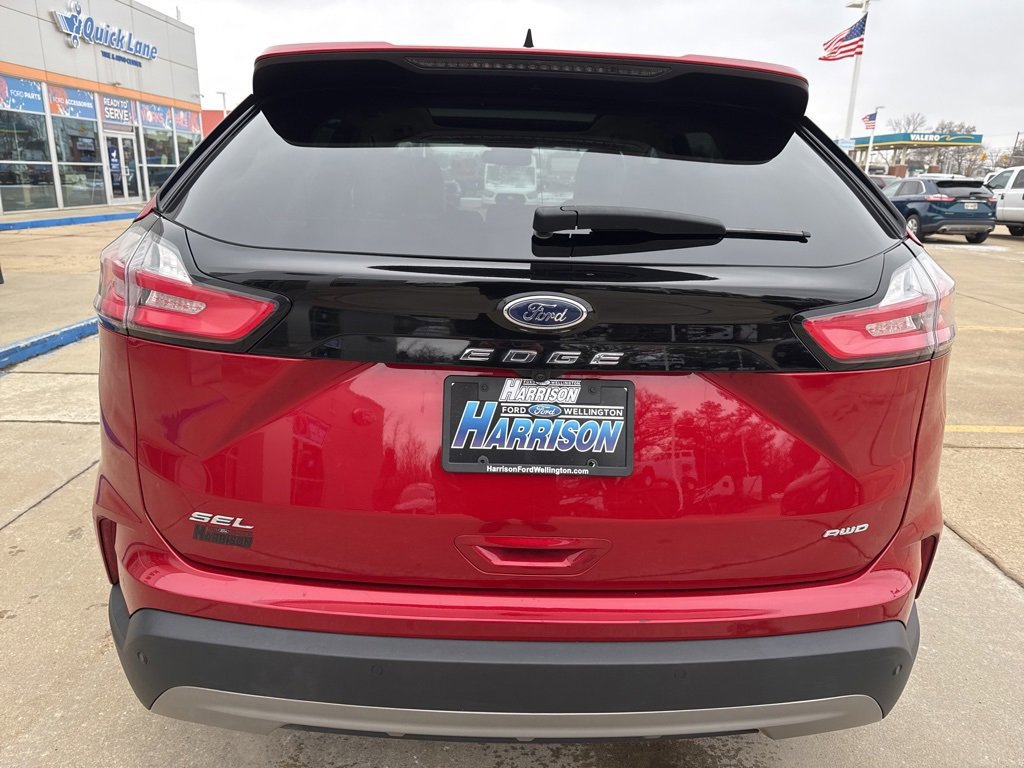 Certified 2024 Ford Edge SEL w/ Convenience Package image 4