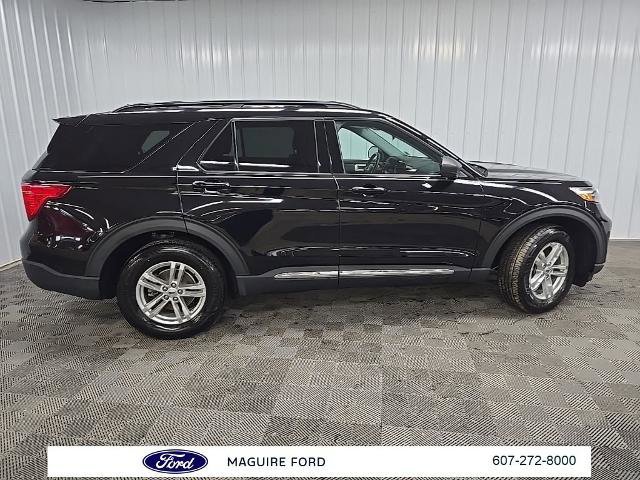 Certified 2022 Ford Explorer XLT w/ Equipment Group 202A image 9