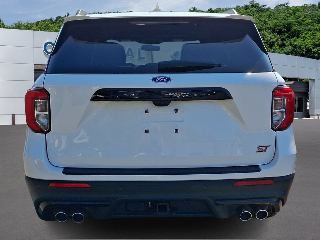 Certified 2024 Ford Explorer ST w/ Equipment Group 401A AWD/4WD image 5
