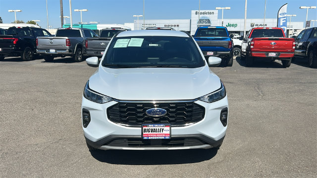 Certified 2025 Ford Escape ST-Line Select AWD/4WD image 9