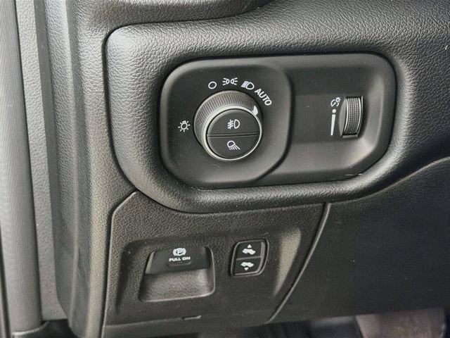 Used 2021 RAM 1500 Big Horn AWD/4WD image 12