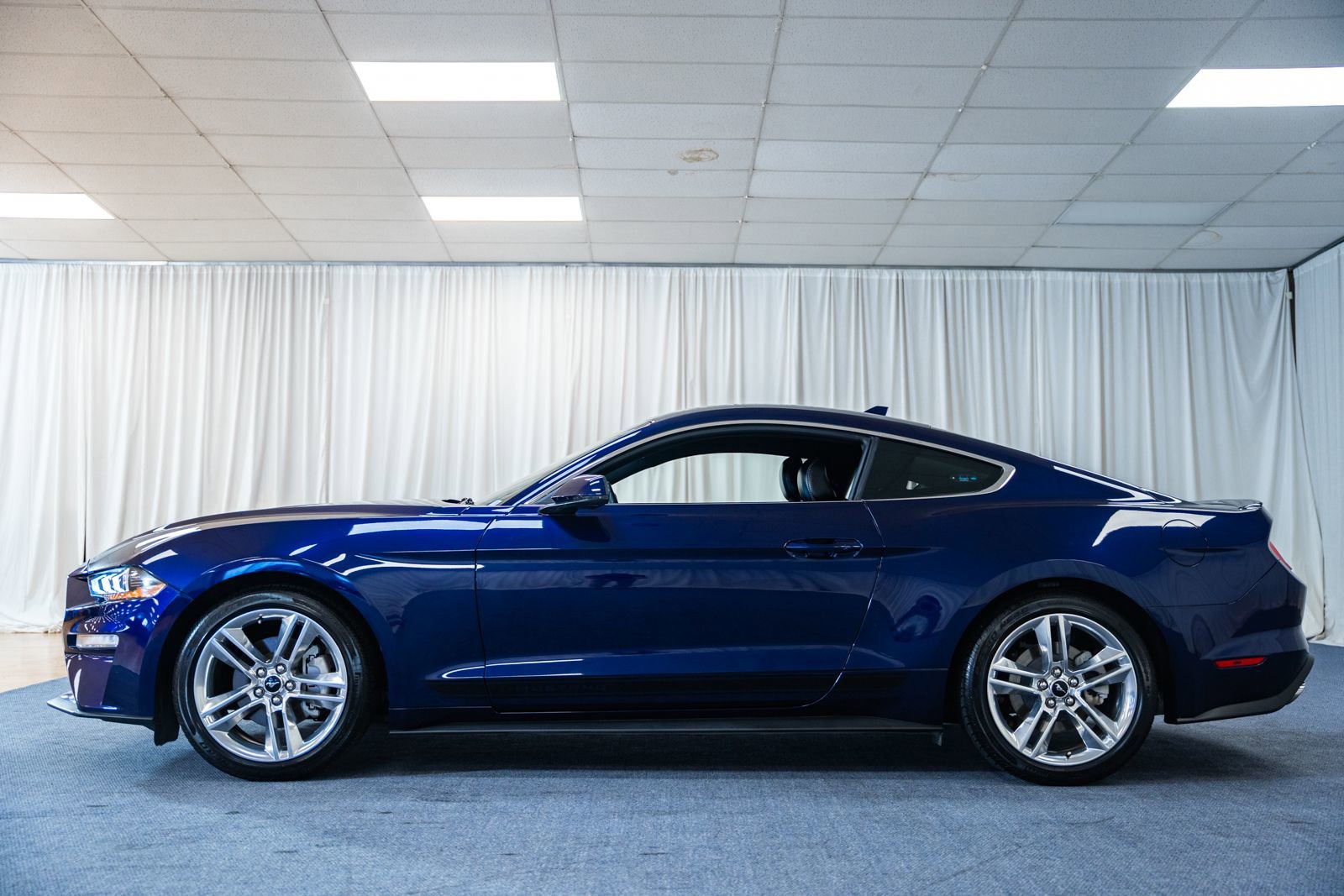Certified 2020 Ford Mustang Premium w/ Equipment Group 201A RWD image 5