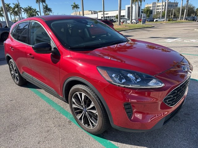 Certified 2022 Ford Escape SE w/ SE Sport Appearance Package
