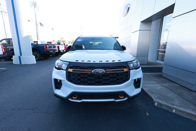 Certified 2026 Ford Explorer Tremor w/ Tremor Convenience Package AWD/4WD image 7